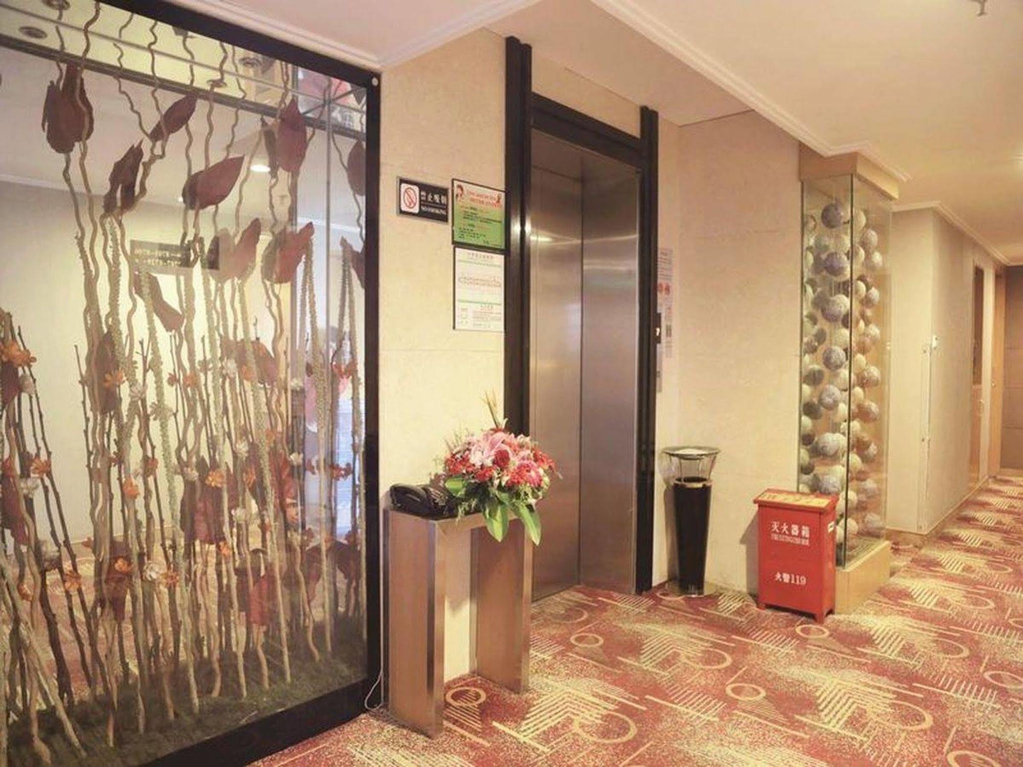 Yiwu Kasion Pushang Hotel エクステリア 写真