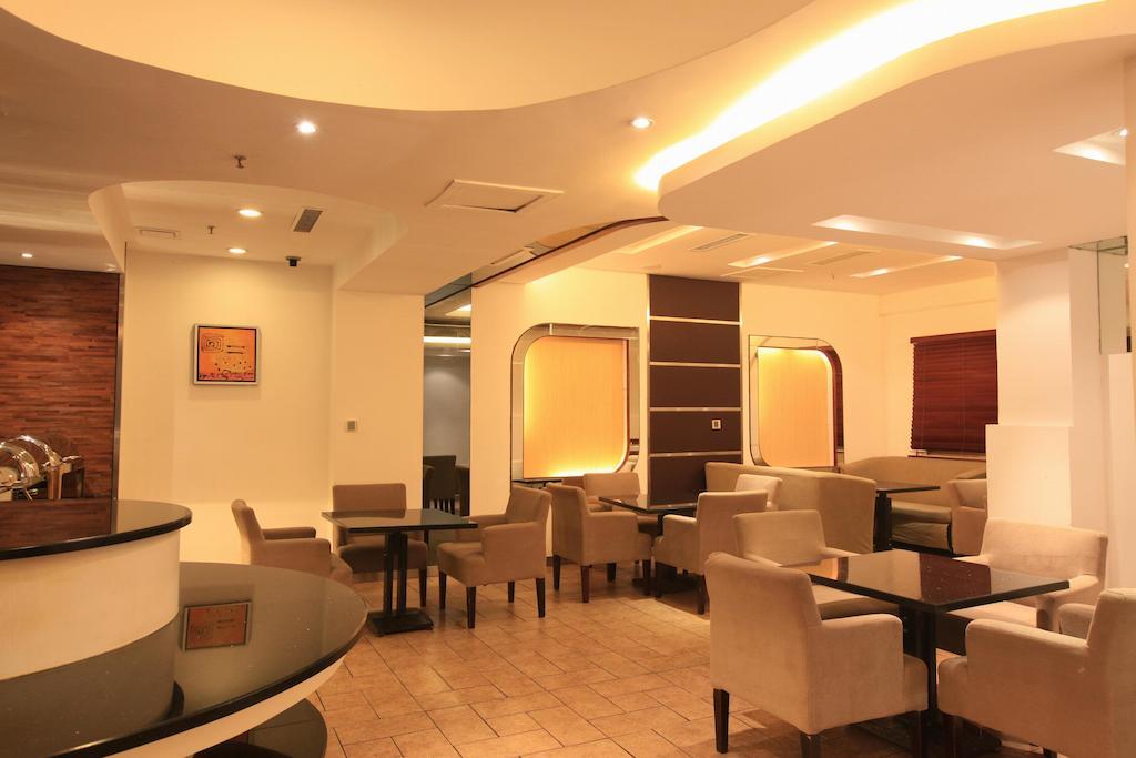 Yiwu Kasion Pushang Hotel エクステリア 写真