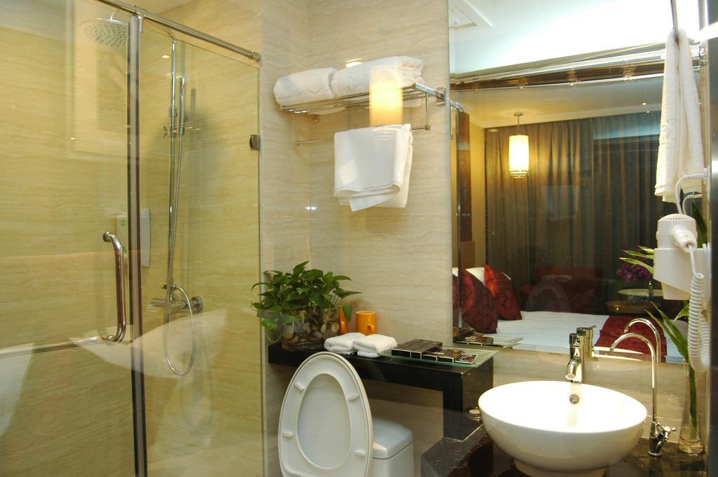 Yiwu Kasion Pushang Hotel エクステリア 写真